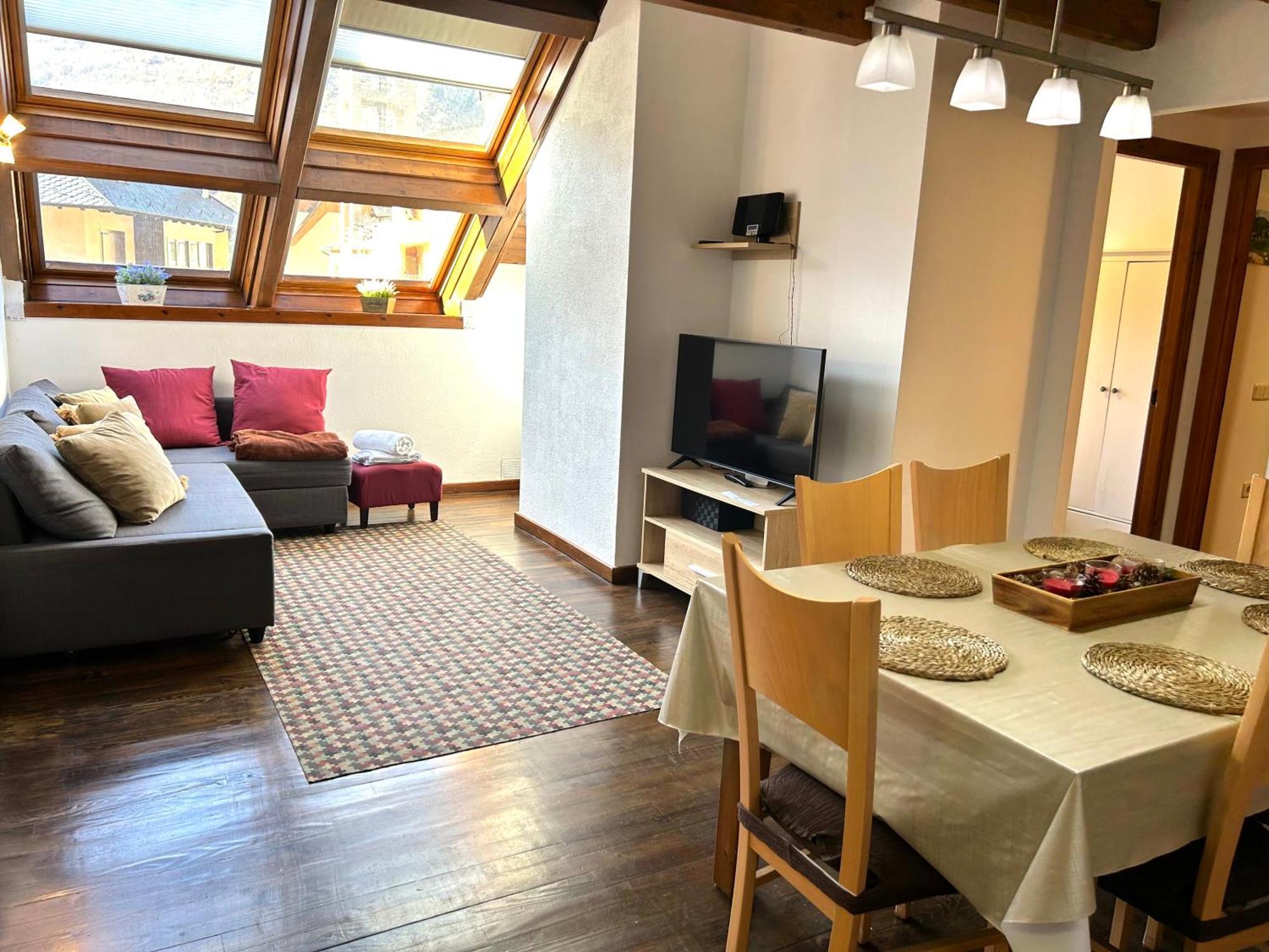 Esterri Apartamento Ideal Familias O Grupos Con Wifi 에스테리 다네우 외부 사진